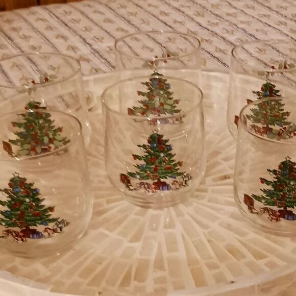 Set of 6 Luminarc Noel Christmas Tree Glasses - 6 Oz - Picture 5 of 9